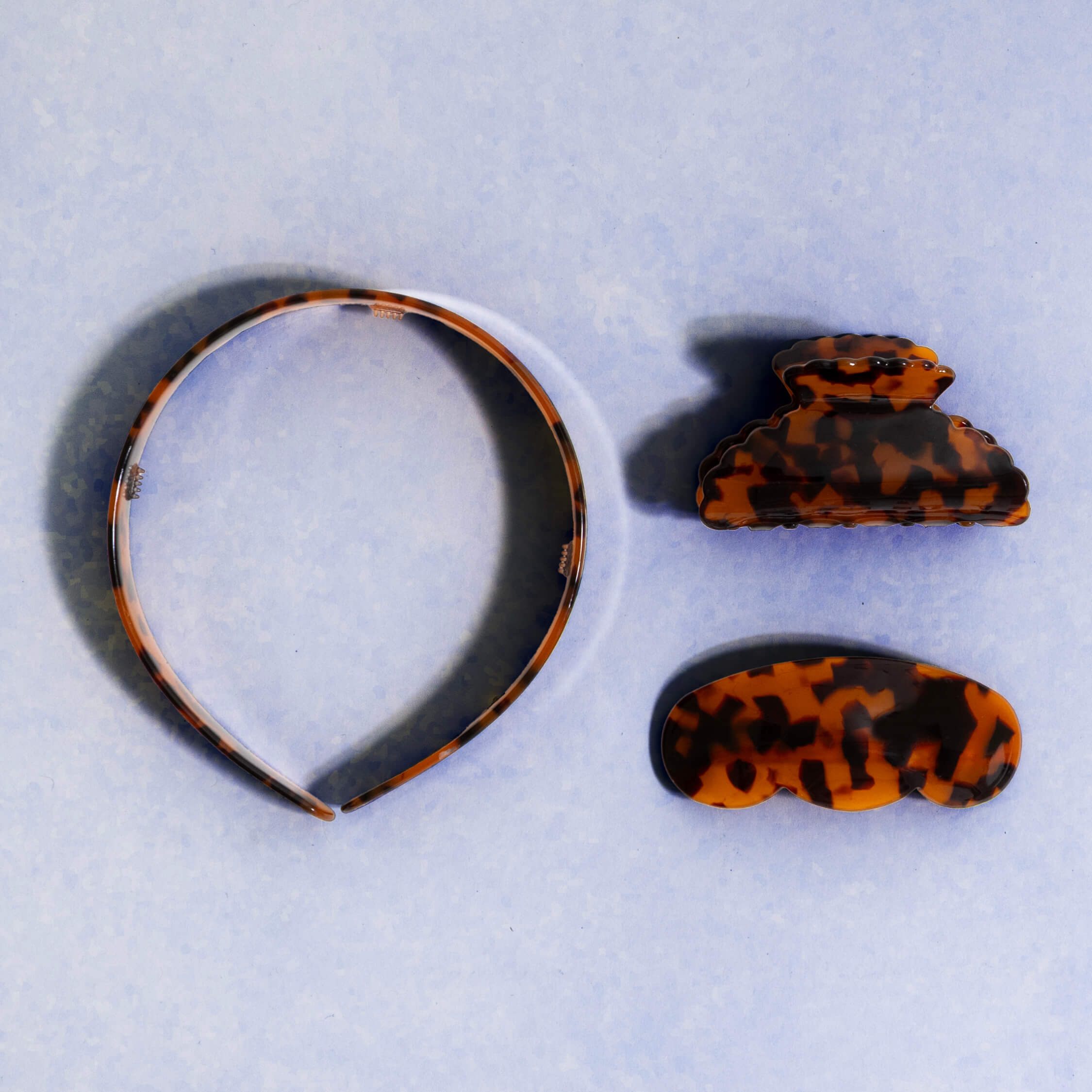Wet Brush x Hill House Tortoise Claw Clip - Image 6