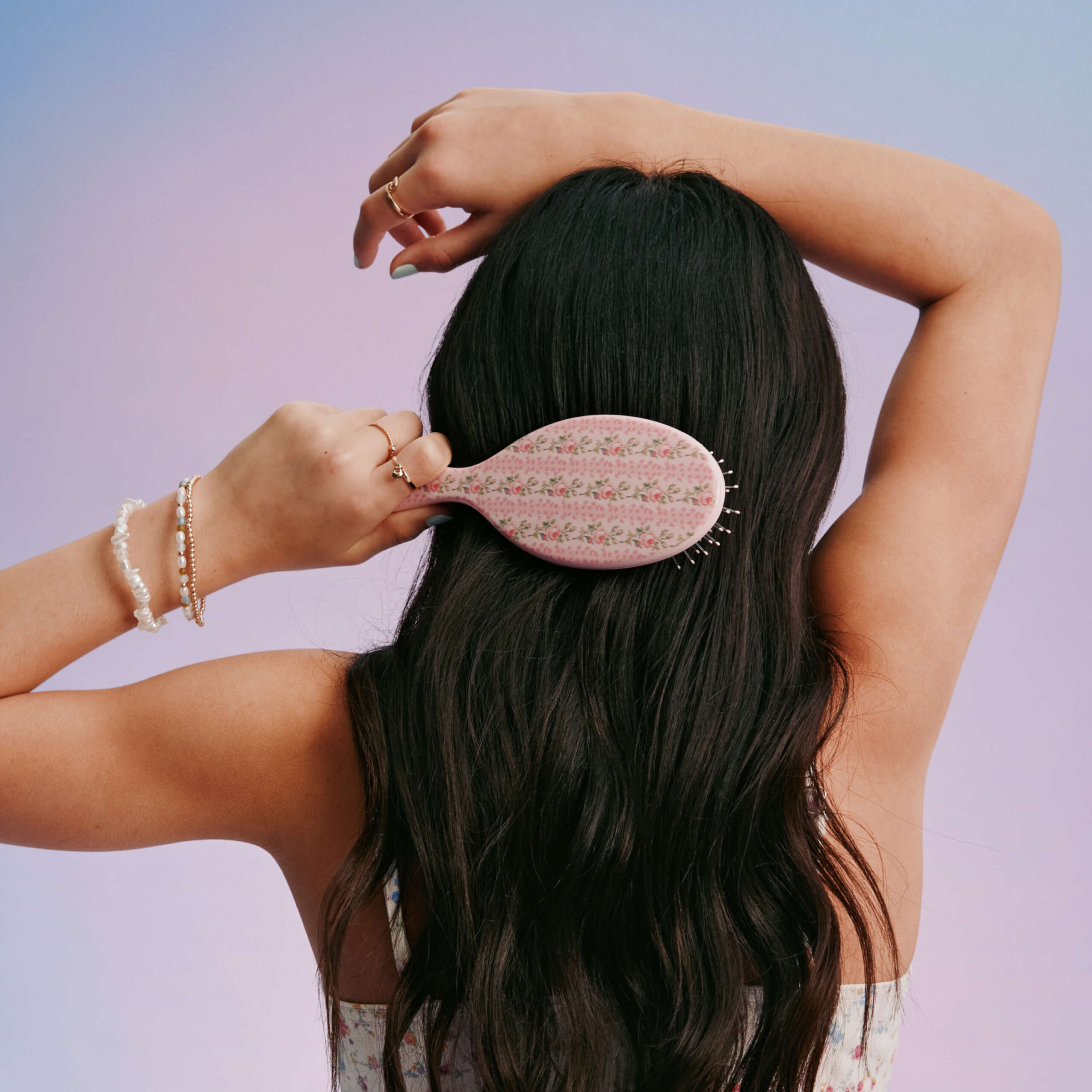 Wet Brush x LoveShackFancy Original Detangler - Blooming Heirloom - Image 10